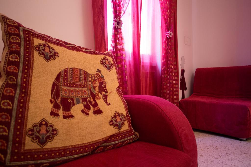 Romantic Ciclamini House Buitenkant foto
